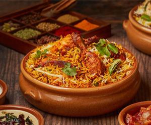 CHICKEN BIRYANI